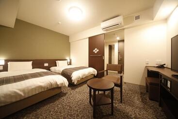 هتل Natural Hot Spring Shoun No Yu Dormy Inn Kofu Marunouchi