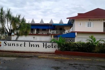 هتل Sunset Inn