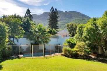 Hout Bay Beach Cottage