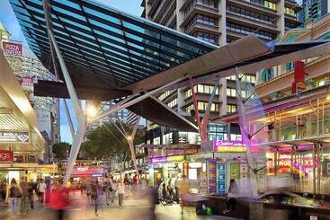 Opera Apartments South Brisbane