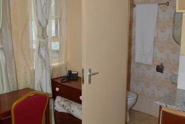 پانسیون Pec Guest House