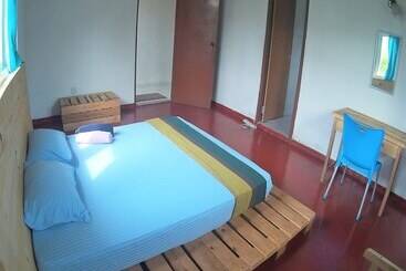 پانسیون The Pallet House