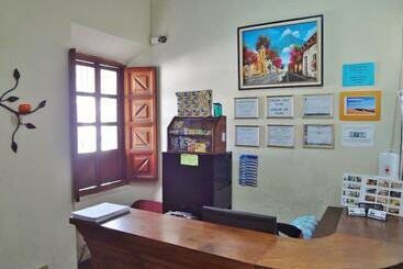 هاستل Hostal Antigua