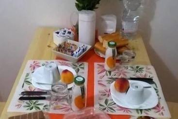 تختخواب و صبحانه Bb Rooms