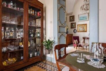 تختخواب و صبحانه Palazzo Guido