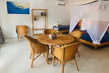 هتل Damai Bungalows