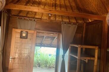 هتل Damai Bungalows