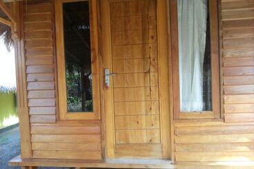 هتل Damai Bungalows