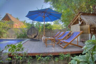 هتل Damai Bungalows