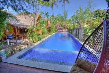 هتل Damai Bungalows