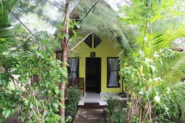 هتل Damai Bungalows