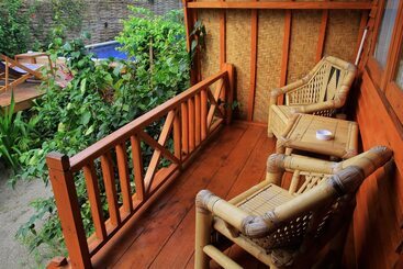 هتل Damai Bungalows