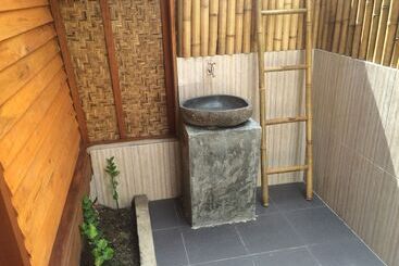 هتل Damai Bungalows