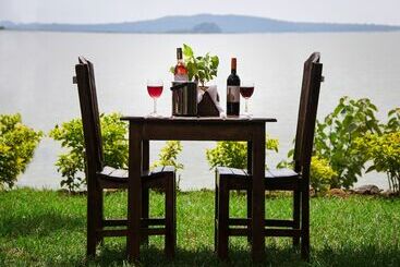 هتل Kuriftu Resort & Spa Lake Tana