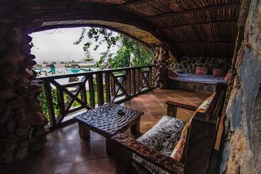 هتل Kuriftu Resort & Spa Lake Tana