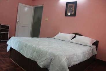 هتل Namaste Home
