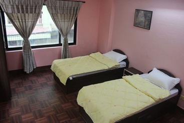 هتل Namaste Home