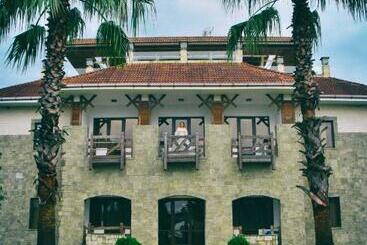 هتل Palm Beach