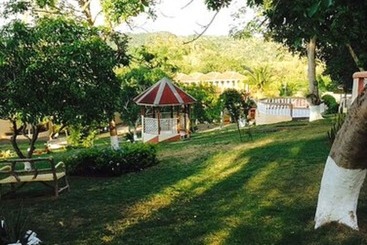 هتل Paradise Reggae Resort
