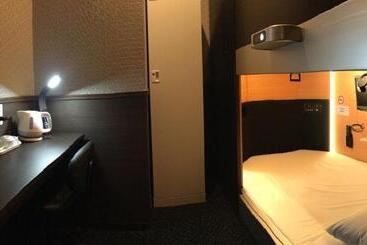 هتل Sejour Inn Capsule