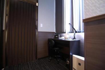 هتل Sejour Inn Capsule