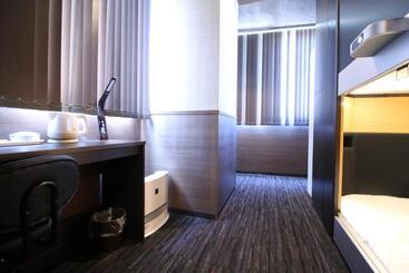 هتل Sejour Inn Capsule