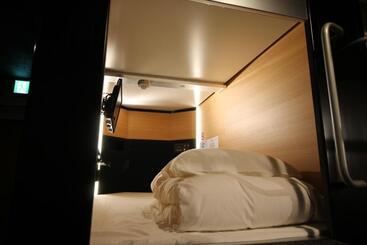 هتل Sejour Inn Capsule