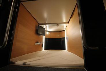 هتل Sejour Inn Capsule