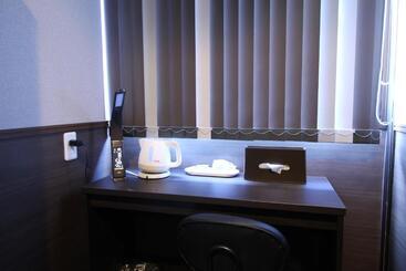 هتل Sejour Inn Capsule
