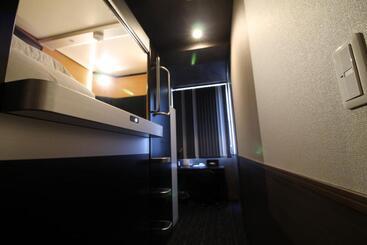 هتل Sejour Inn Capsule
