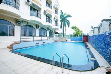 هتل Treebo Reveniir Resort