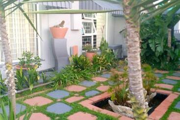 تختخواب و صبحانه Mitchell S Guesthouse