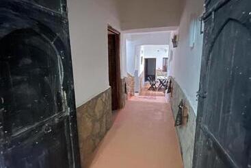 تختخواب و صبحانه Tizi Maison D Hôtes