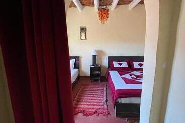 تختخواب و صبحانه Tizi Maison D Hôtes