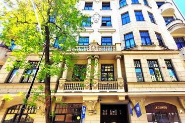 Central Station Hostel