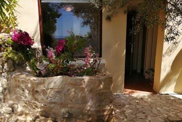 Elia Traditional Hotel & Spa