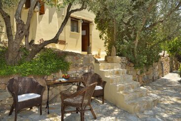 Elia Traditional Hotel & Spa