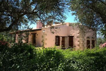 Elia Traditional Hotel & Spa