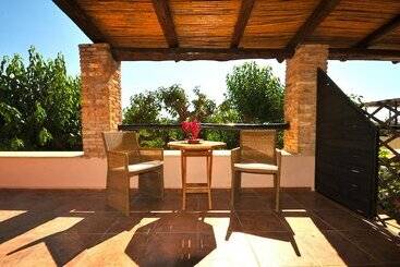 Elia Traditional Hotel & Spa