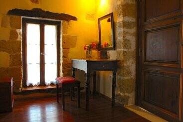 Elia Traditional Hotel & Spa