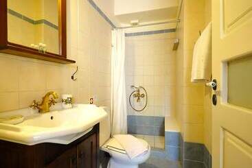 Elia Traditional Hotel & Spa