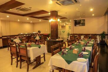 هتل Bharatpur Garden Resort