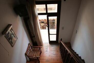 هتل Chania Rooms