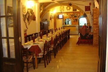 هتل Chania Rooms