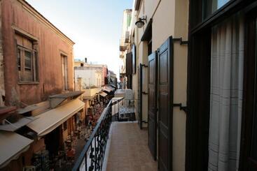 هتل Chania Rooms