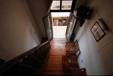 هتل Chania Rooms