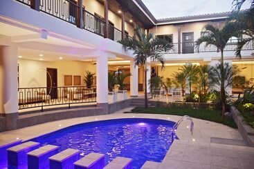 هتل Gran Balcón