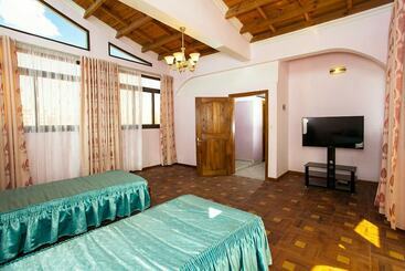 هتل Oceanis Home & Voyages
