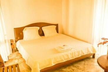 هتل Oceanis Home & Voyages