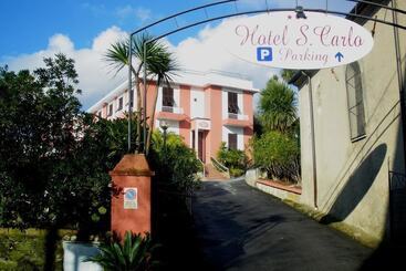 هتل Albergo San Carlo